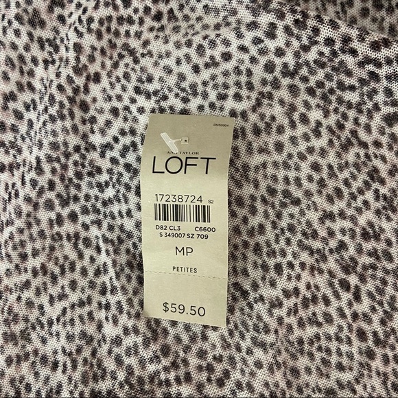 NWT Ann Taylor LOFT Leopard Button Up Cardigan Sweater Medium Petite MP NWT - Picture 7 of 9